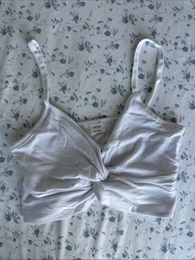 Aritzia Wilfred Soft Light Gray Ribbed Twist-Front Camisole